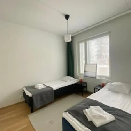 Kotimaailma - Kaunis Tilava Kolmio Saunalla Helsingissae *