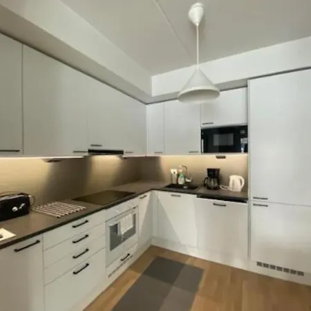 Kotimaailma - Kaunis Tilava Kolmio Saunalla Helsingissae Appartement Helsinki